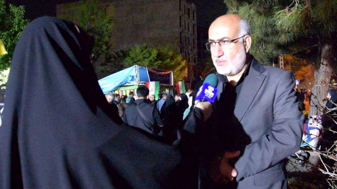 آشنایی دانش‌آموزان با مفاهیم سیاسی و فعالیت‌های اجتماعی مهم است