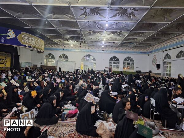 در آرامگاه امامزاده سید حمزه ندای الهی العفو طنین انداز شد 
