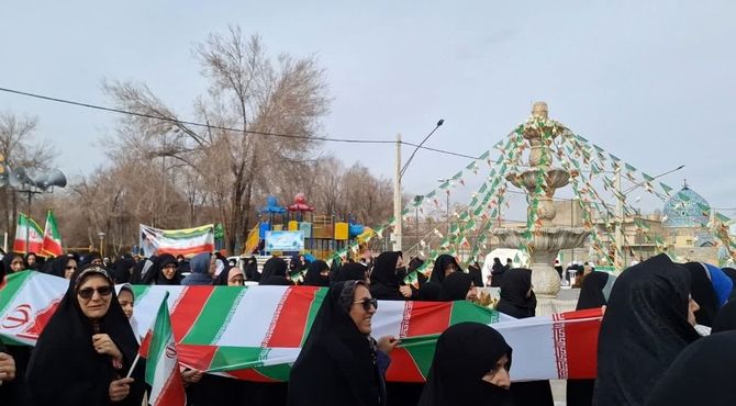 مراسم با شکوه تشییع پیکر شهید پاسدار مهدی خوش اخلاق در میمه
