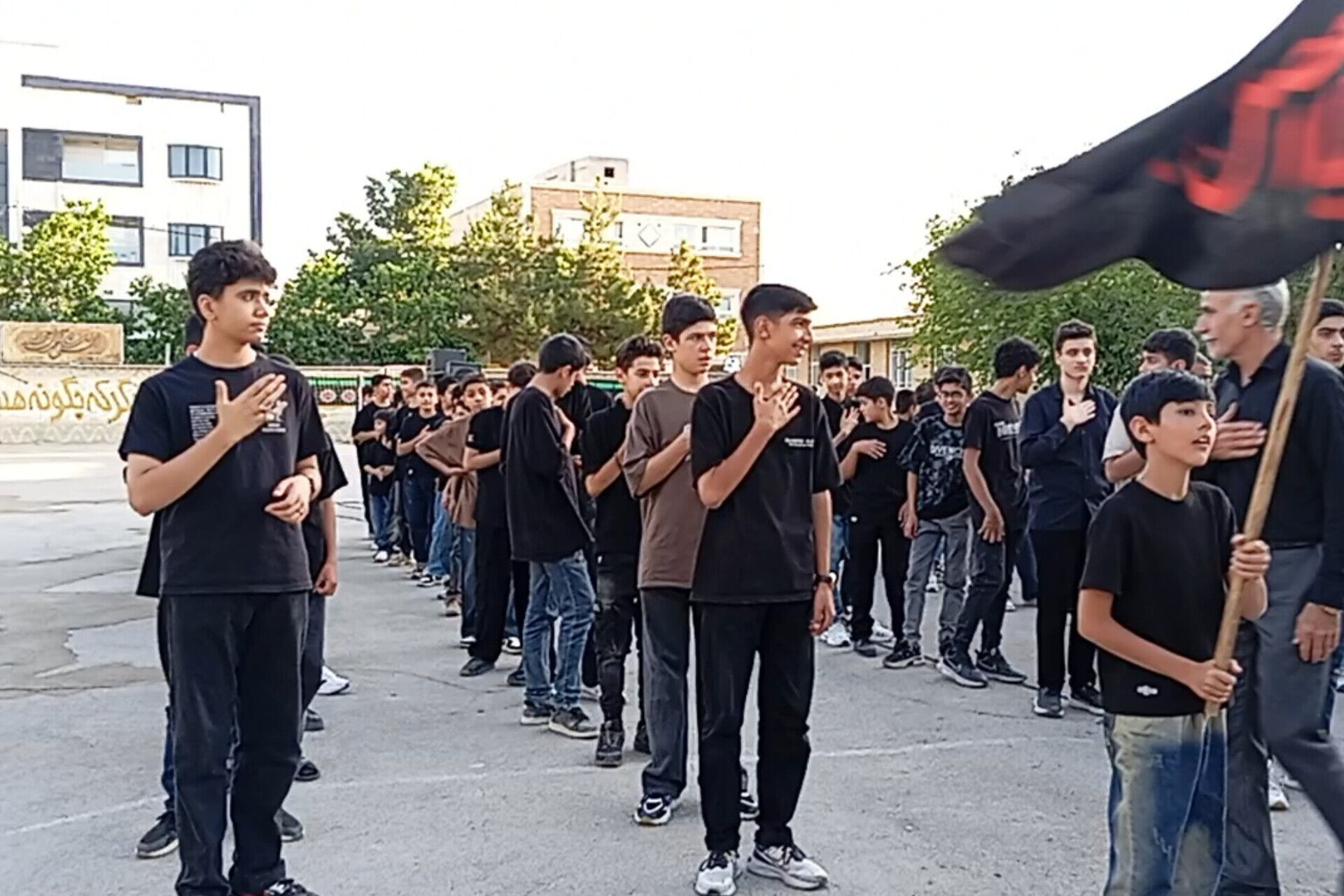 جلوه دلدادگی نوجوانان آباده در سوگواره «احلی من العسل»