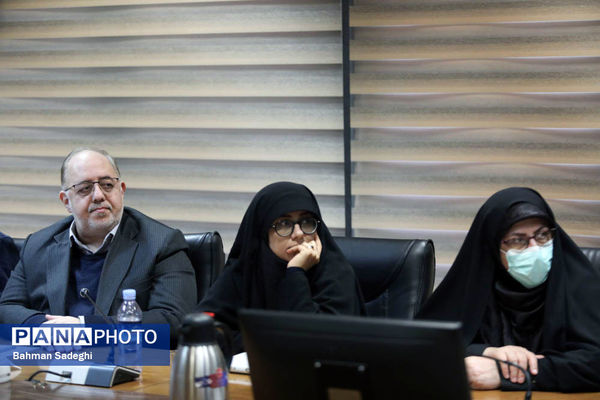 جلسه کمیته فرهنگیان و دانش آموزی ستاد دهه فجر