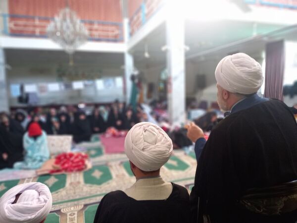 اعتکاف دانش‌آموزی در شهر بهنمیر