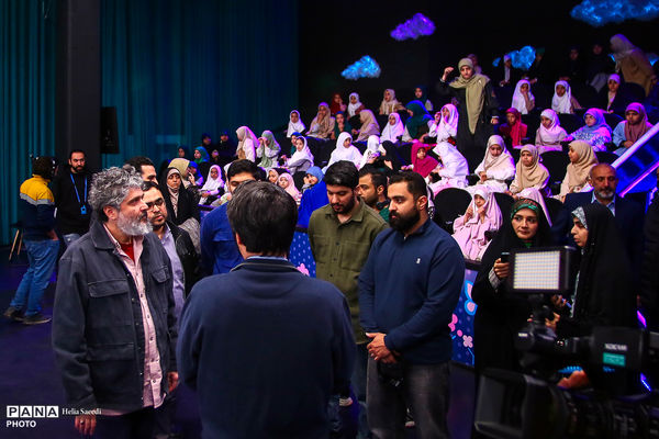 پشت صحنه برنامه تلویزیونی «جشن فرشته ها»