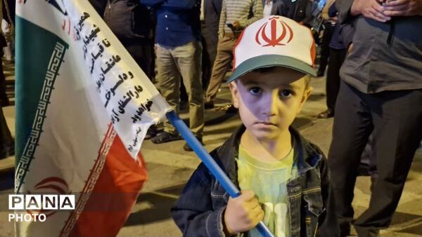 نورآباد در عید غدیر؛ نود و پنجمین شب بیعت مردم با رهبری