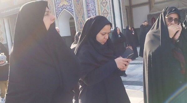 مراسم تشییع پیکر پاک شهید علی‌اصغر آدینه، صحنه‌ای از شکوه ایمان و وفاداری