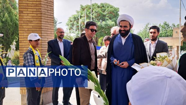 غرفه خبرگزاری پانا و سازمان دانش‌آموزی در مراسم افتتاحیه فعالیت‌های تابستانی