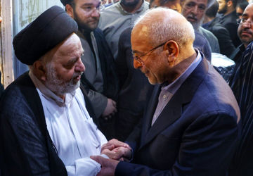 حضور رئیس مجلس در مراسم ختم همسر آیت الله سیستانی در قم