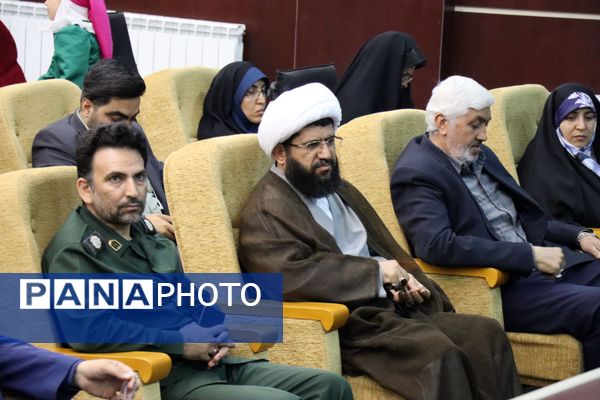 برگزاری اولین یادواره شهدای هنرمند در پاکدشت 