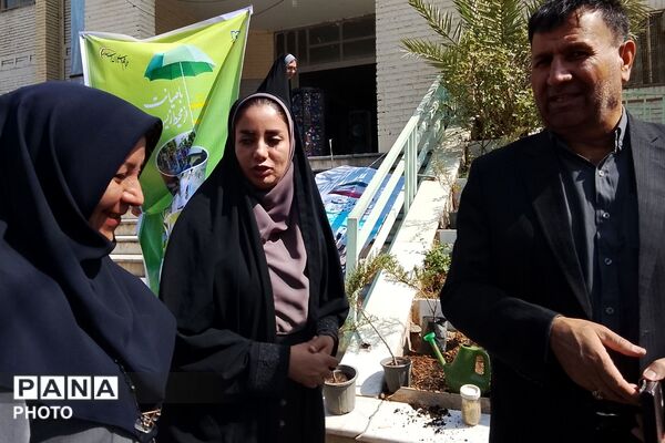 گرامیداشت هفته سلامت در هنرستان بحرالعلوم چهاردانگه