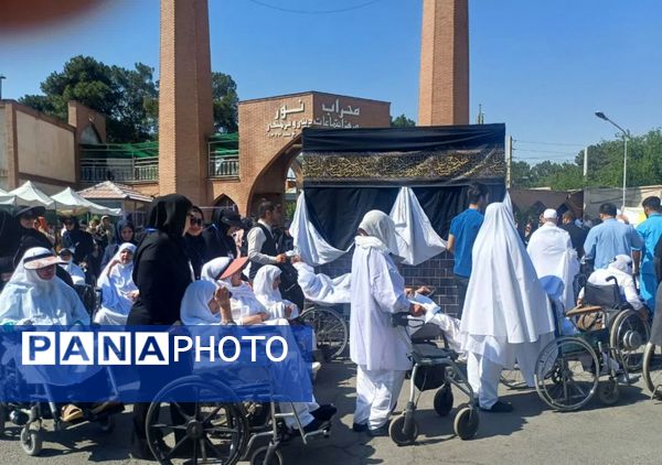 عید قربان عید بندگی و رهایی از هر چیزی جز خداست