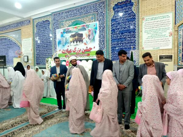 جشن تکلیف دانش‌آموزان دختر شهرستان فهرج 