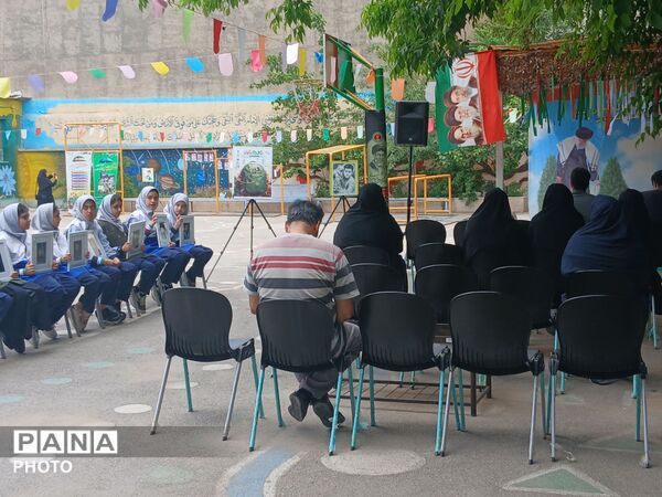 مراسم نهال امید یادواره شهید جاوید الاثر ماکان نصیری درمدرسه میثاق ناحیه ۳