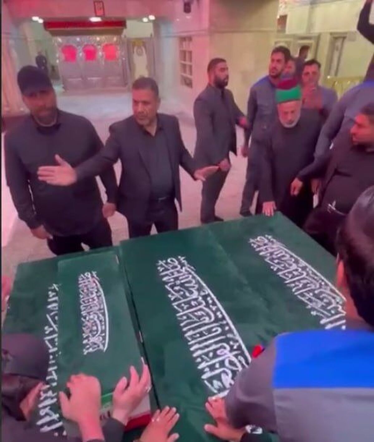 پیکر‌ مطهر ‌رهبر شهید وارد کربلا شد