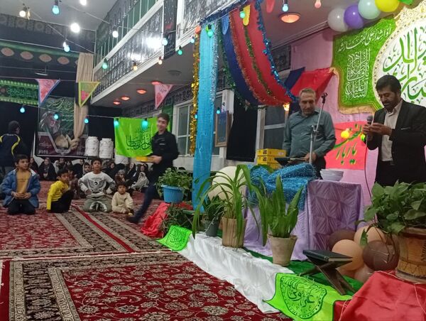 تکیه حسینی غرق در شادی علوی