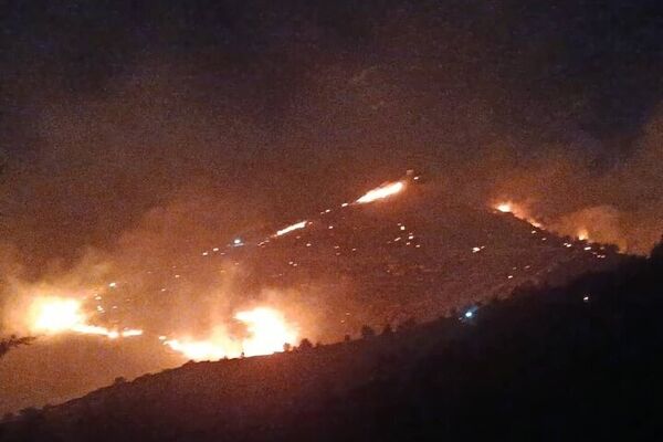 وقوع آتش‌سوزی در کوه بلوار جمهوری شیراز