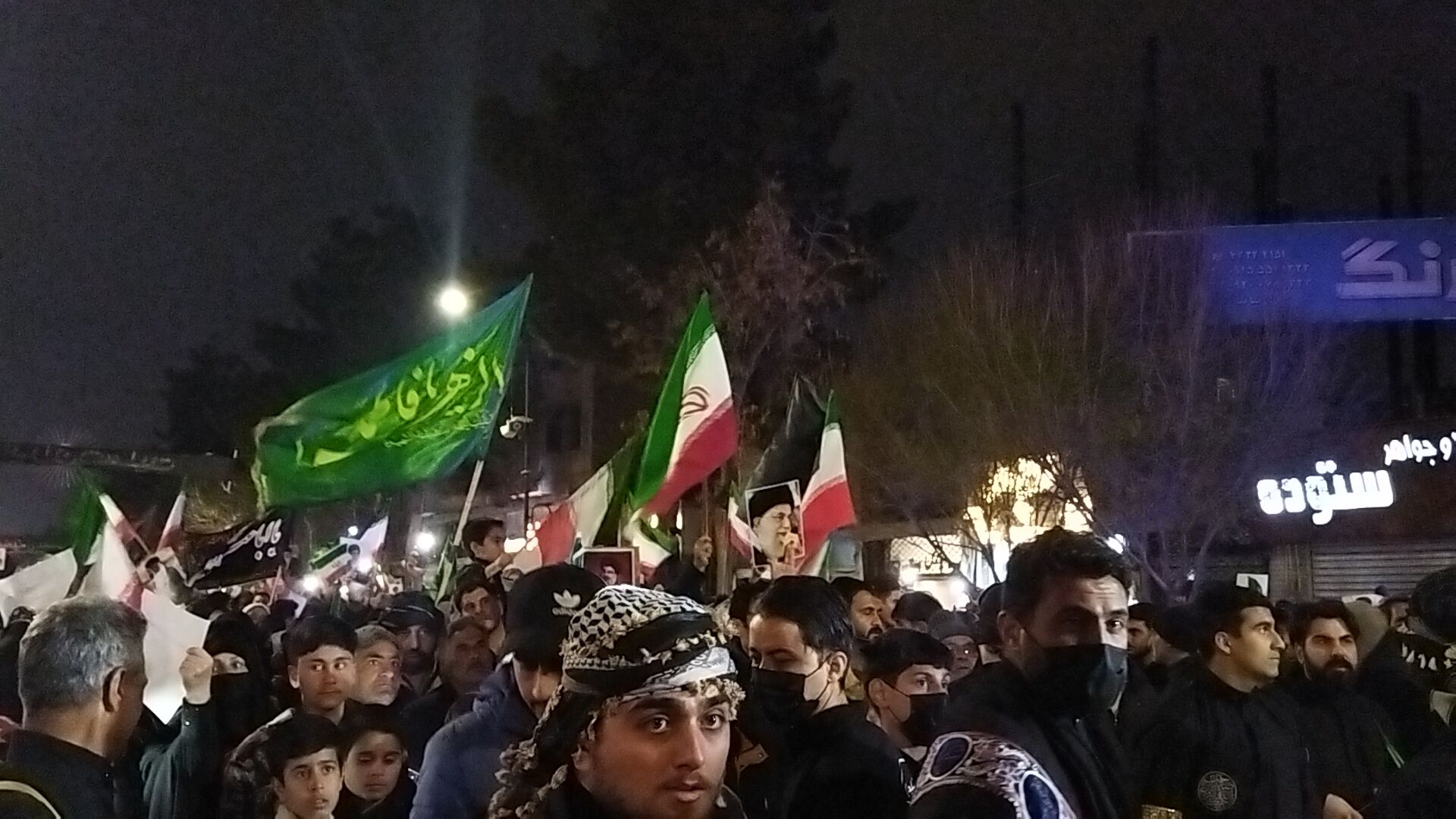 قاب هایی از حضورـ۲