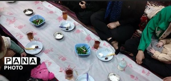 نماز جماعت به همراه افطاری در مسجد چهارده معصوم الغدیر 