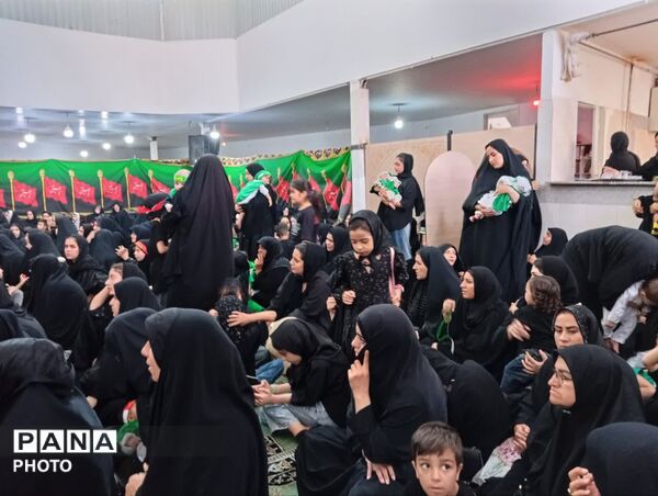 همایش شیرخوارگان حسینی در شیخ آباد قم