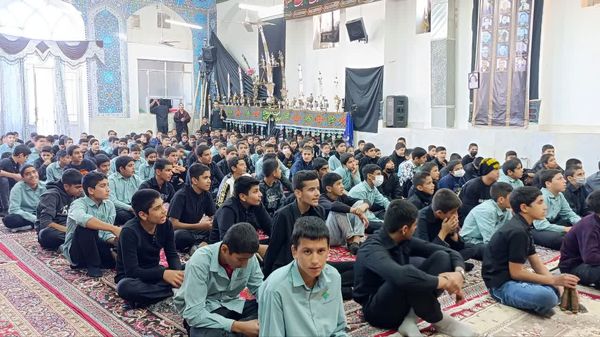 برپایی هیئت عزاداری دانش‌آموزی «قاسم ابن الحسن(ع)» در دبیرستان رئیس‌زاده خلیل‌آباد