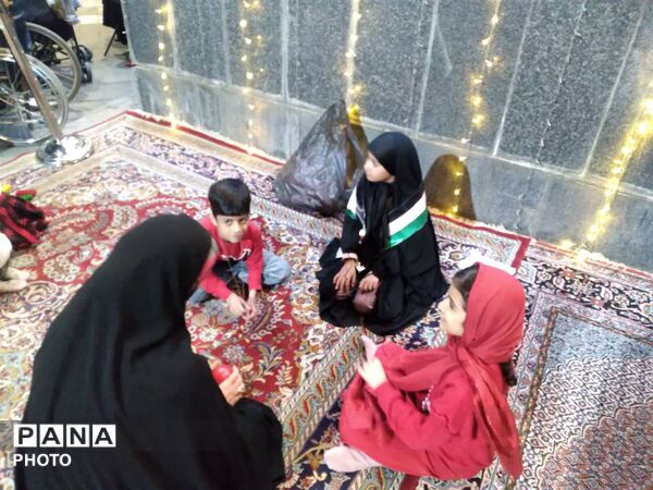 تجمع مردمی در میدان یاقوت ؛ هم‌صدایی مردم برای دفاع از خاک ایران