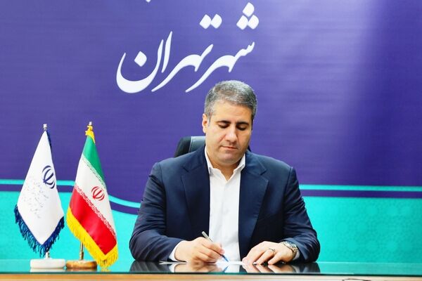خبرنگاران، طلایه‌داران جبهه دانایی و روشنگری هستند