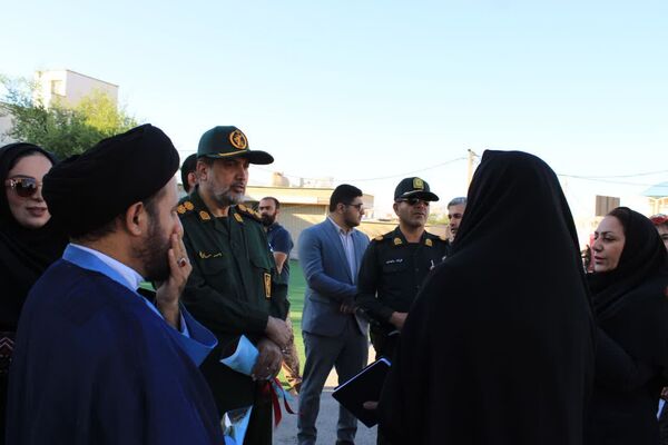 مراسم گرامیداشت هفته دفاع مقدس در هنرستان فاطمه‌الزهرا(س) گچساران