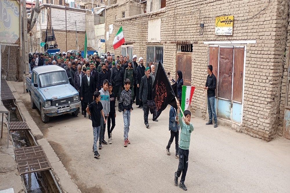 حضور گرم دانش آموزان و کودکان در اجتماع خودجوش شهر بار