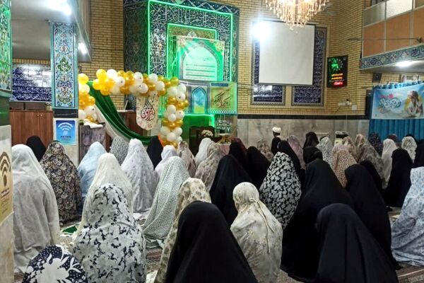 اعتکاف دانش‌آموزان در مسجد امام حسین رباط‌کریم