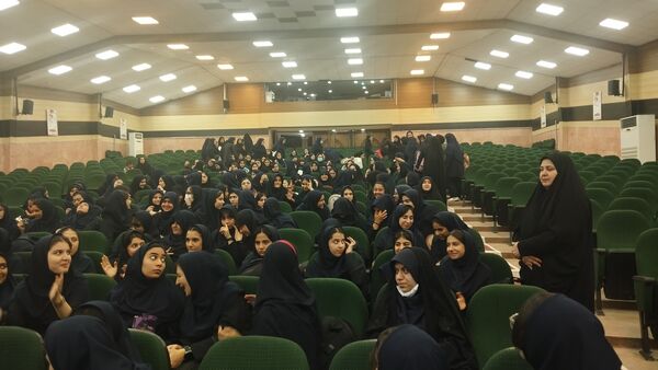 اردوی آمادگی دفاعی مدارس متوسطه دوم در کانون شهید سبحانی کرج 