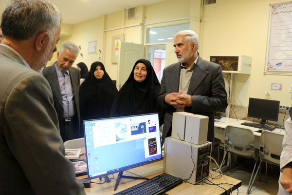 بازدید از کارگاه های کارآموزی- کارورزی در هنرستان بصیرت