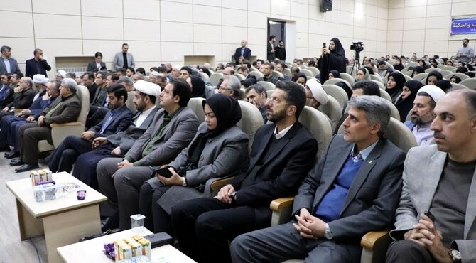پرچمداران نماز در سنندج گرد هم آمدند