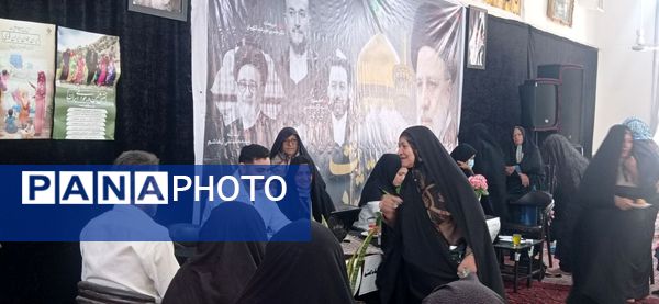 در سالروز شهادت شهید خدمت،میز خدمت در شهر نسر برپا شد