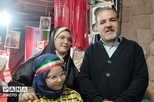 اجتماع و رزمایش دختران جان فدای ایران در میدان نماز شهرری 