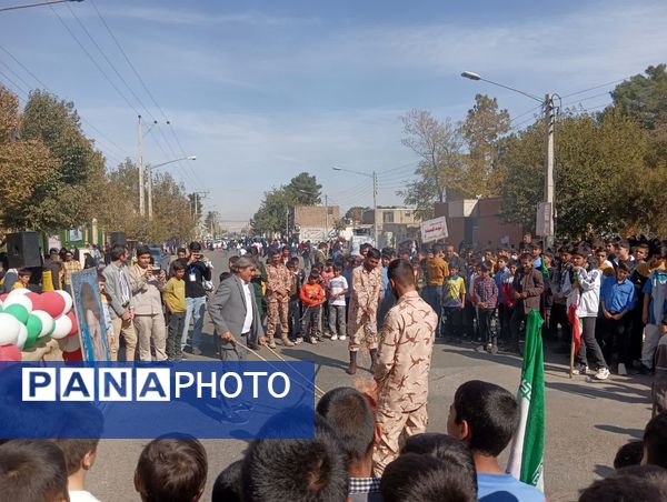 راهپیمایی ۱۳ آبان در شهرستان صالح آباد 