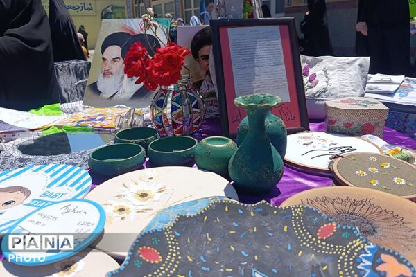 معلم،معمار آینده کشور است