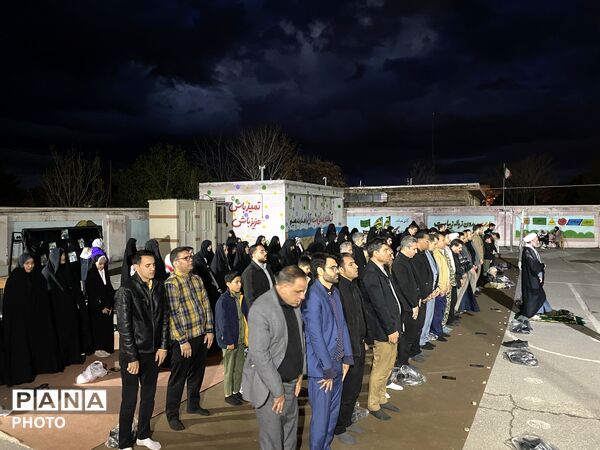 باخرز میزبان مراسم چهلم شهدای میناب 