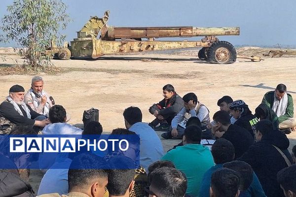 حضور دانش‌آموزان دبیرستان فرهنگیان شهید بهشتی ناحیه 2 شهرری در اردوی راهیان نور 