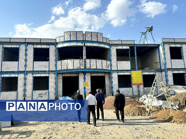 بازدید فرماندار شهرستان کاشمر از پروژه‌های عمرانی آموزش و پرورش شهرستان کاشمر 