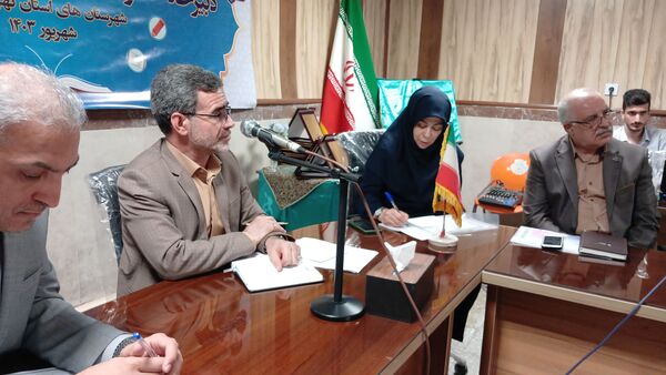 افتتاحیه دبیرخانه کشوری دانش‌آموز پژوهنده و فناور شهرستا‌ن‌های استان تهران در شهرستان ملارد 