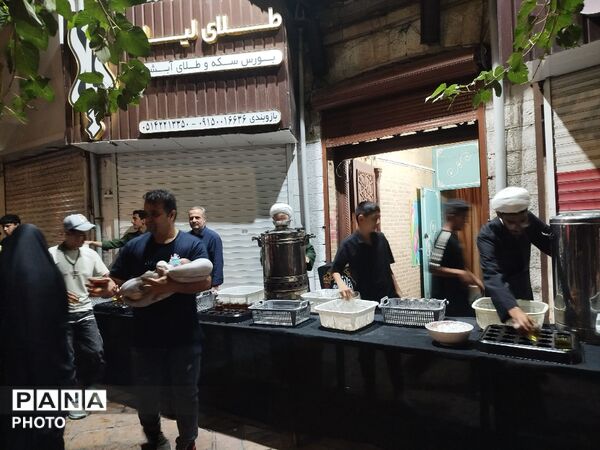 فعالیت چایخانه حوزه علمیه گلشن در قاب پانا 