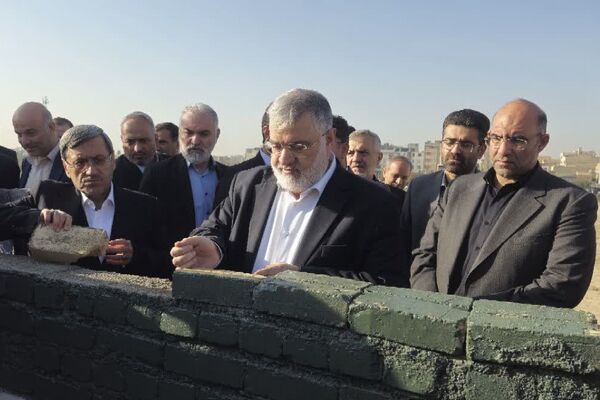 سفر یک‌روزه استاندار تهران به شهرستان بهارستان