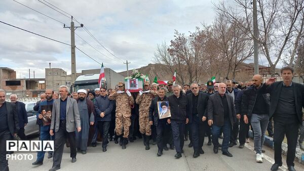 تشییع پیکر پاسدار شهید در شهرستان خواجه