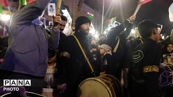 حماسه همچنان ادامه دارد 