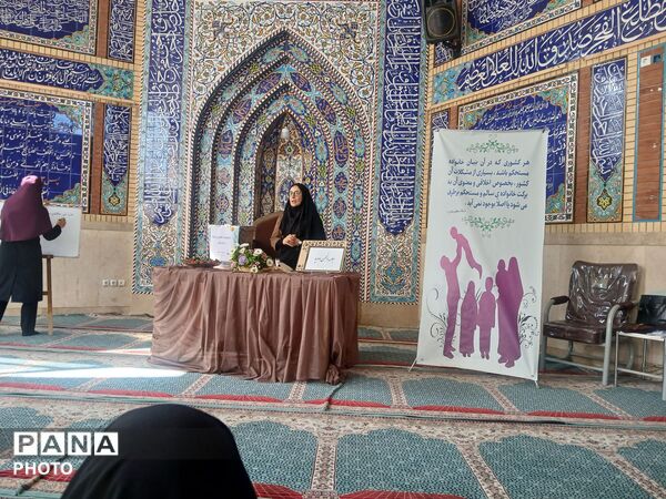 انتخابات انجمن اولیا و مربیان در مدرسه دیهیم