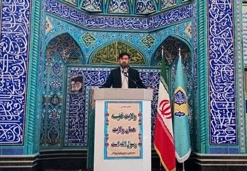 معلمان محور اصلی پیشرفت کشور و سرمایه ی حیاتی جامعه هستند