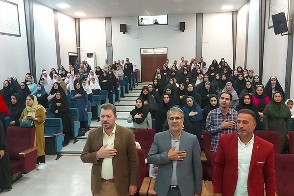 برگزاری اختتامیه طرح‌ها و برنامه‌های معاونت آموزش ابتدایی کهریزک 