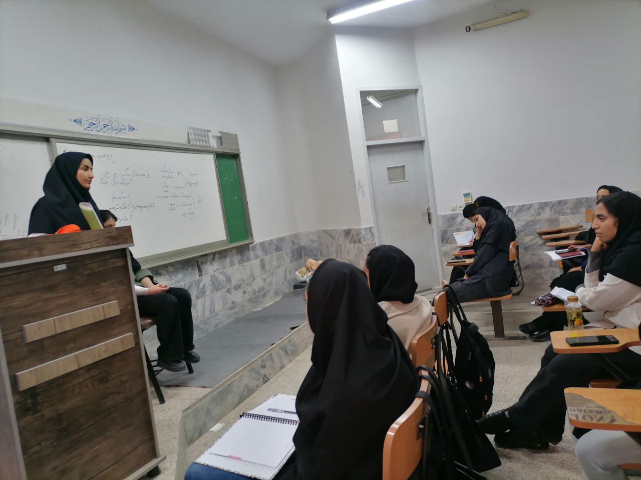 برگزاری دوره‌های مقدماتی هلال احمر در دانشگاه آزاد اسلامی شیروان