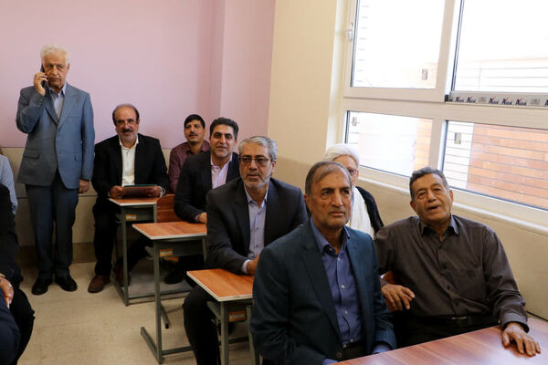  افتتاح مدرسه خیرساز مهندس اصغر کاشانی در کاشان