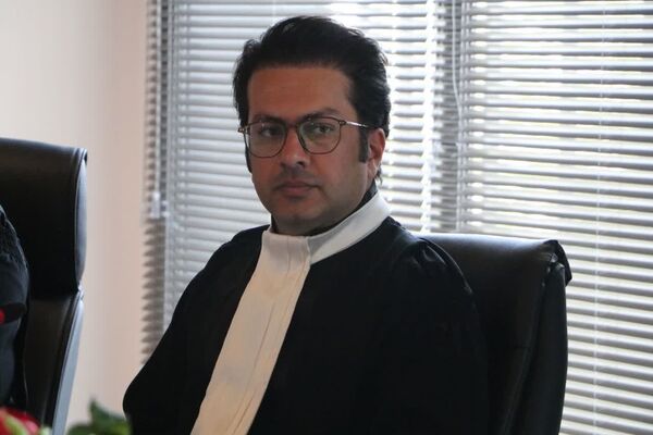 نشست خبری هیأت مدیره کانون وکلای دادگستری فارس و کهگیلویه بویر احمد با اصحاب رسانه