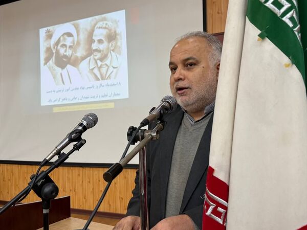 هفته امور تربیتی با شعار تربیت آرمانی در آمل 